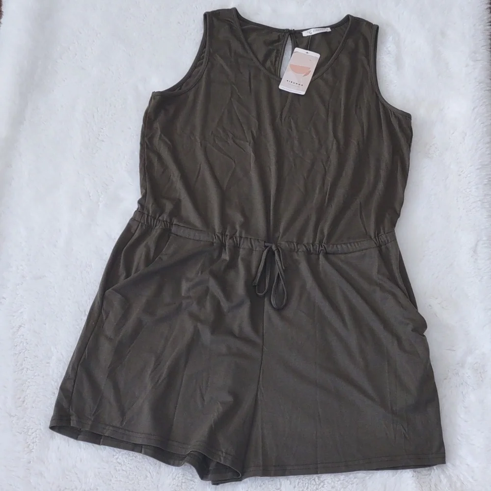 KIRUNDO, Sleeveless Crew neck shorts romper. - Picture 4 of 10